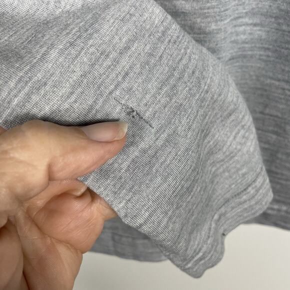 Icebreaker 100% Merino Wool Top Women M Gray Long Sleeve Base Layer Outdoor Ski - Picture 5 of 8